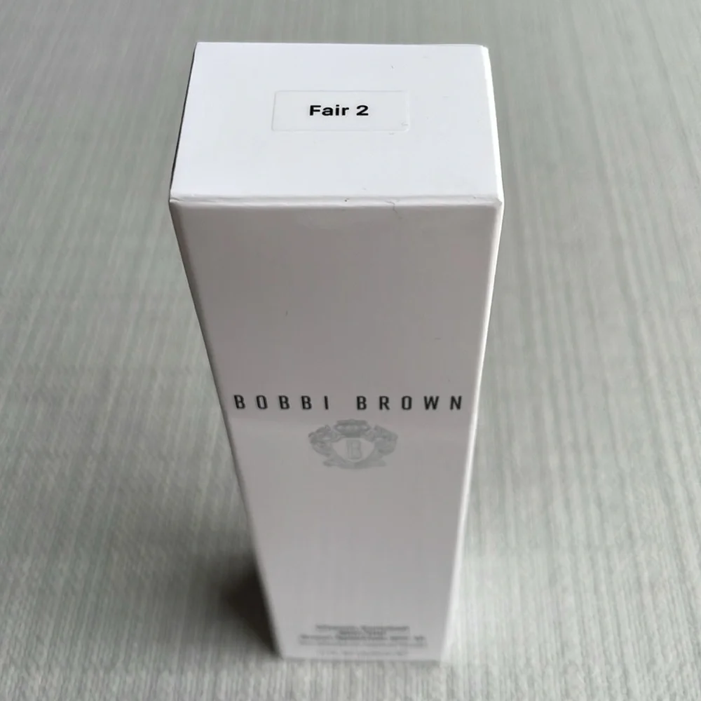 Bobbi Brown Vitamin Enriched Hydrating Skin Tint SPF 15 - FAIR 2